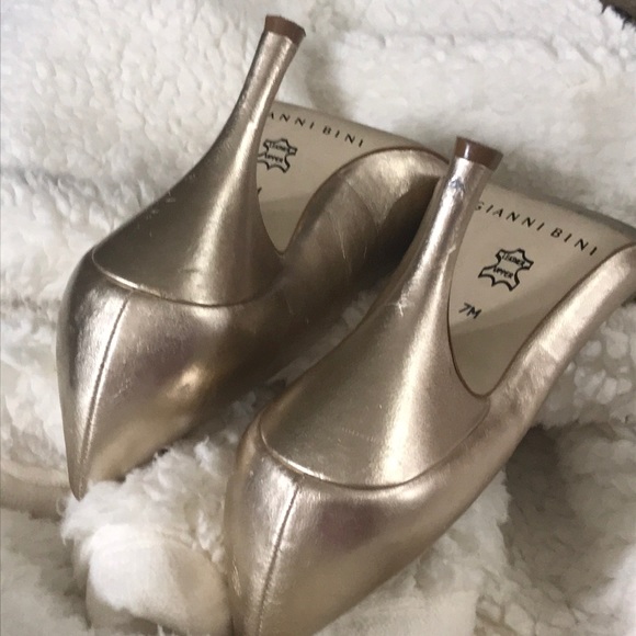 GIANNI BINI Gold Bow Open Toe Heels - Picture 7 of 8